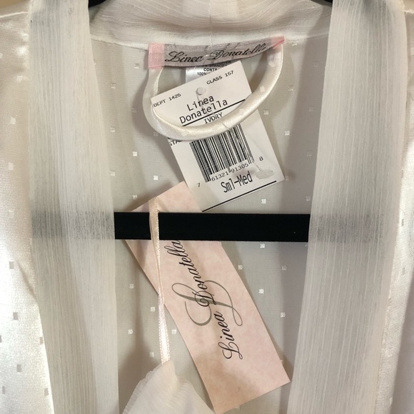 Bridal Robe - Picture 5 of 7